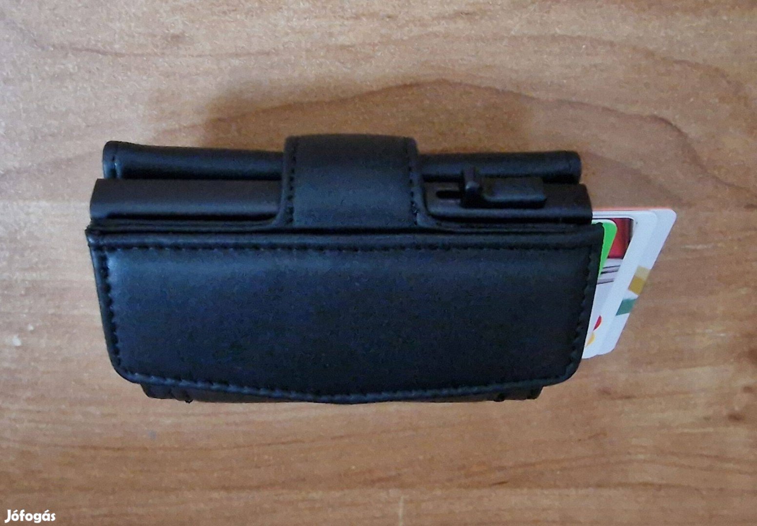 Pénztárca kisméretű valódi bőr férfi RFID védelem,