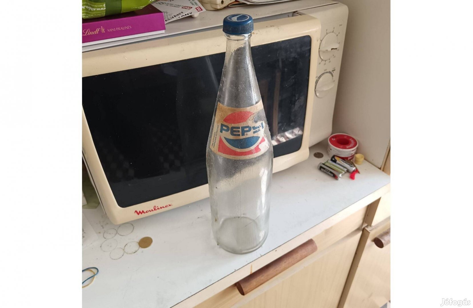 Pepsi Cola literes üveg , eredeti colás kupak , sérült nyakcímke, sérü