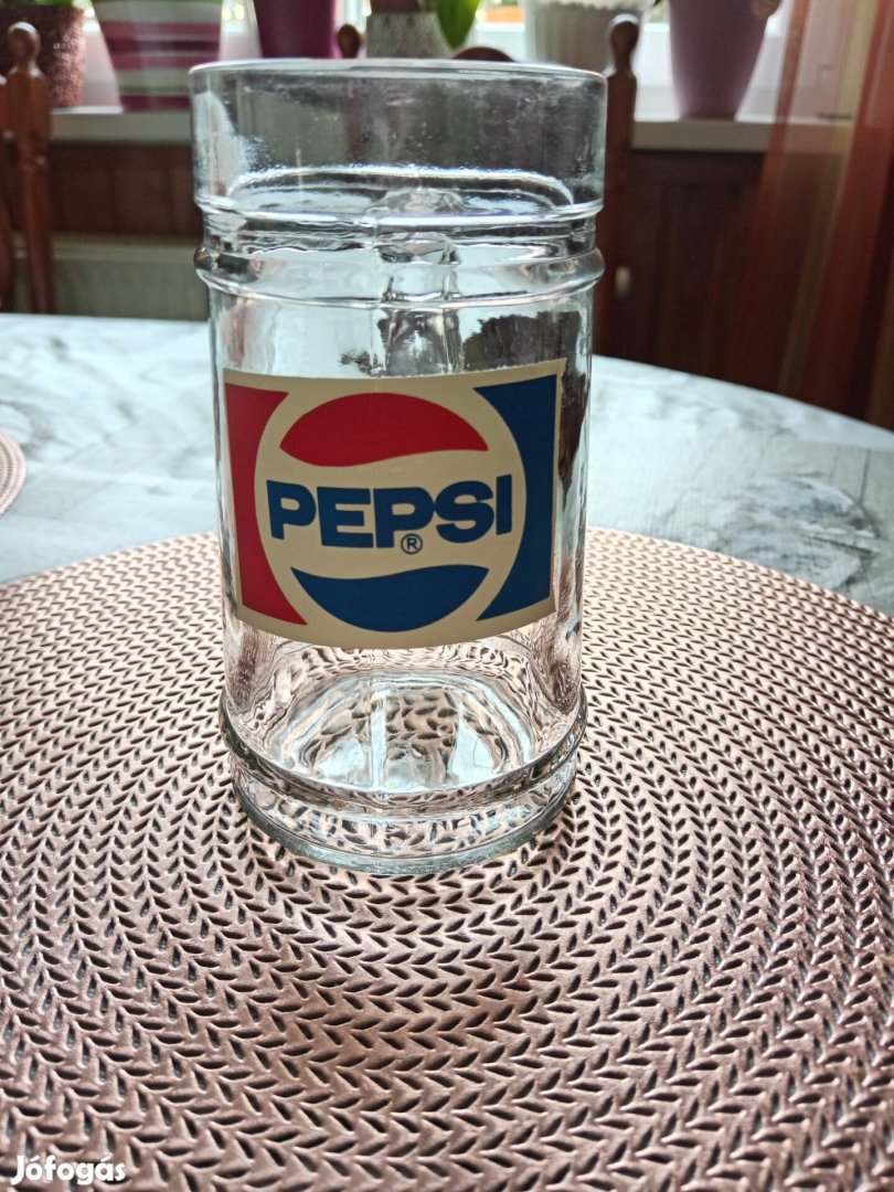 Pepsi korsó, sörös korsó 