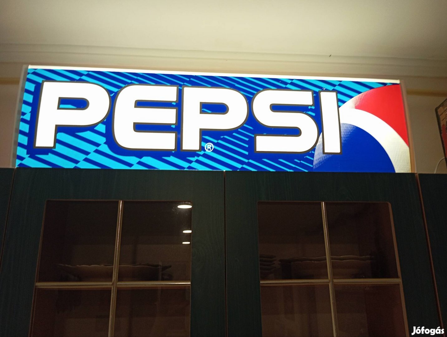 Pepsi neonreklám