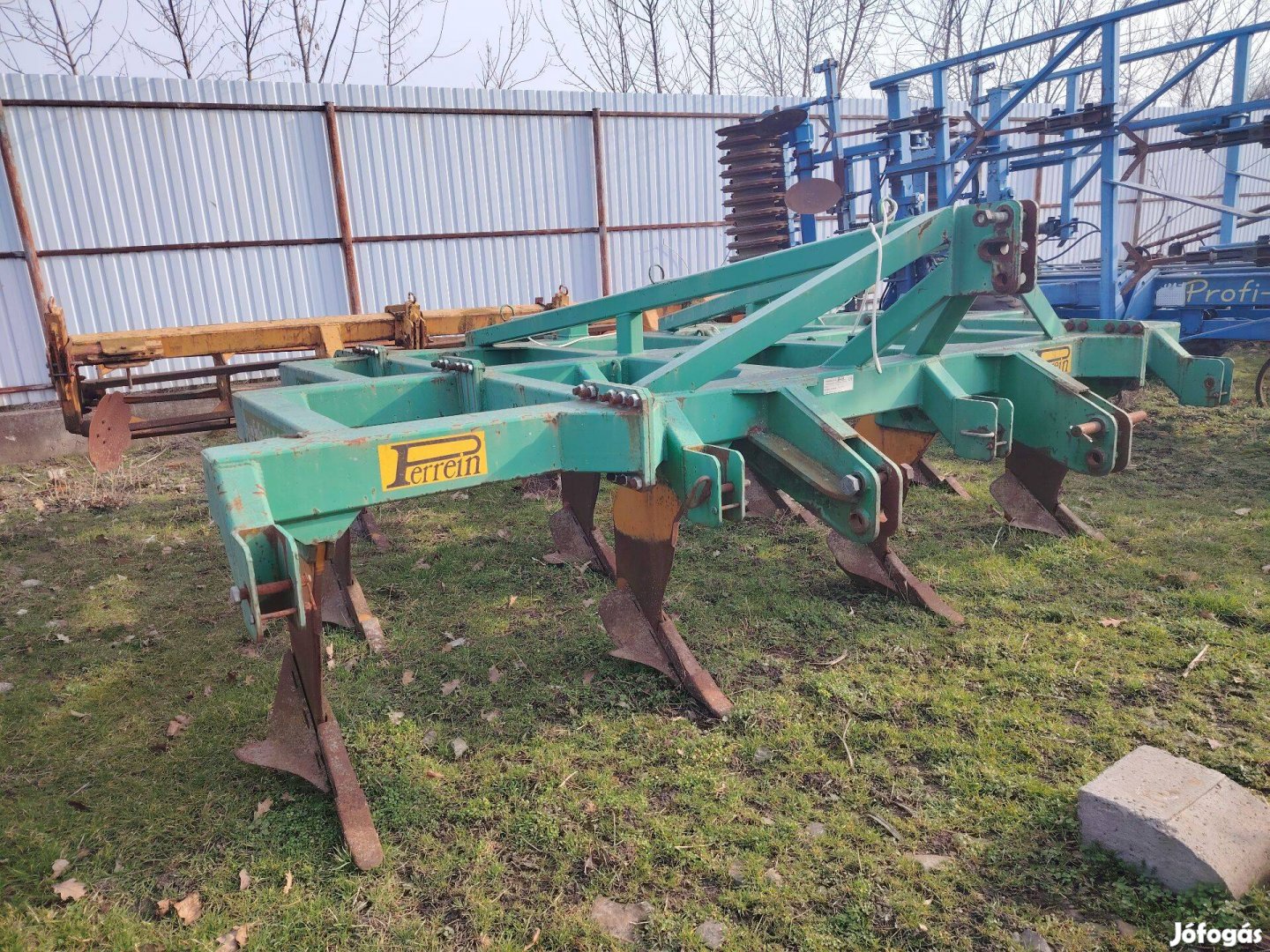 Perrein Express 12 késes lazító tárcsás és hengeres