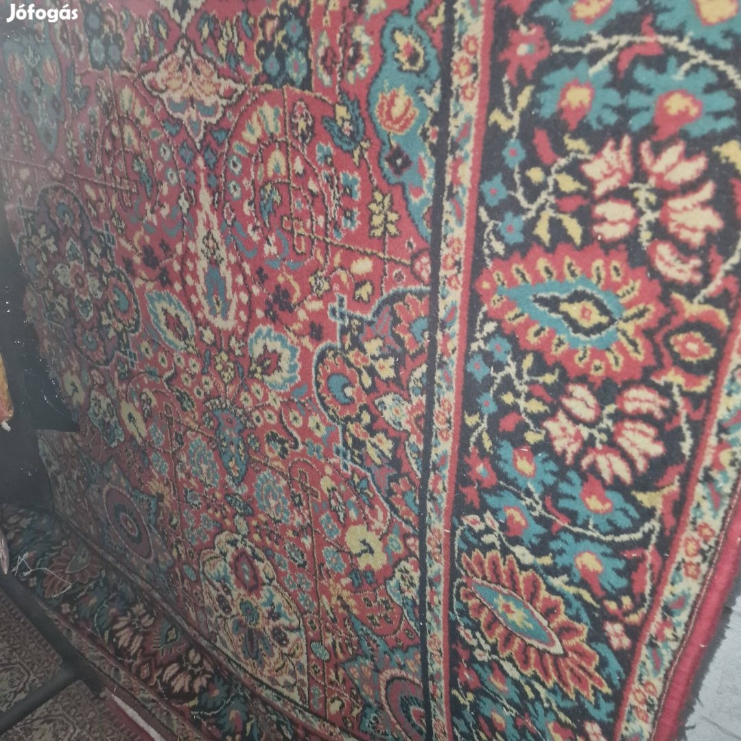 Perzsa szőnyeg.Szép állapotban.