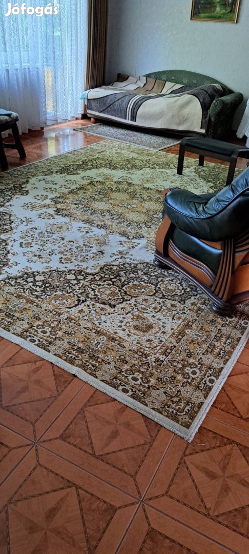 Perzsa szőnyeg nagy méretű