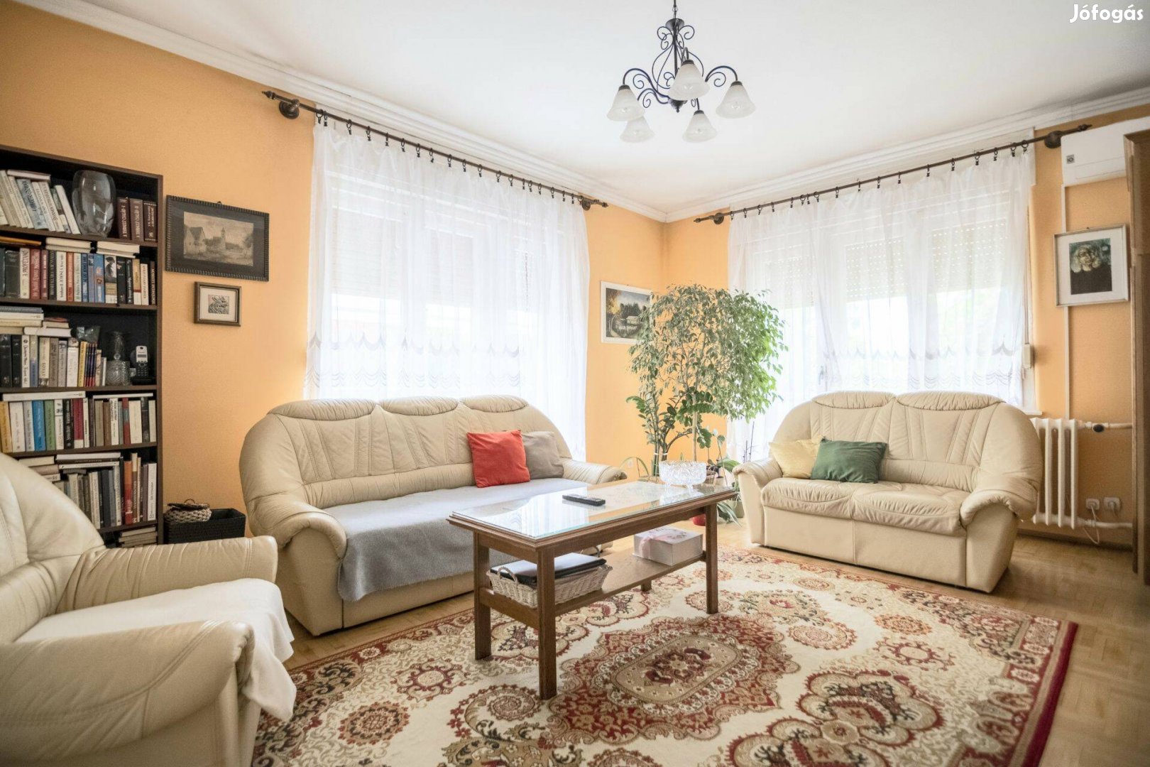 Pesterzsébeten 5 szobás családi ház eladó!