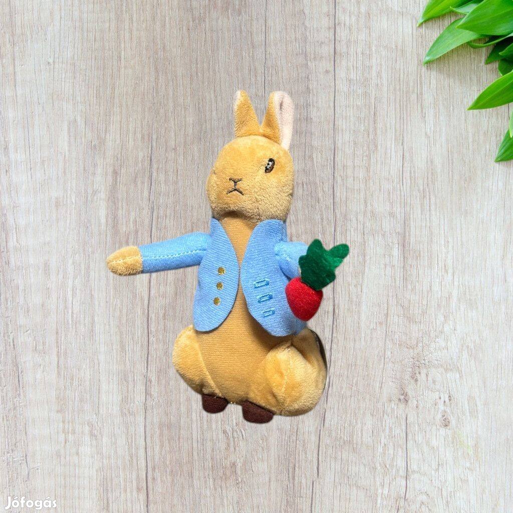 Peter Rabbit nyuszi