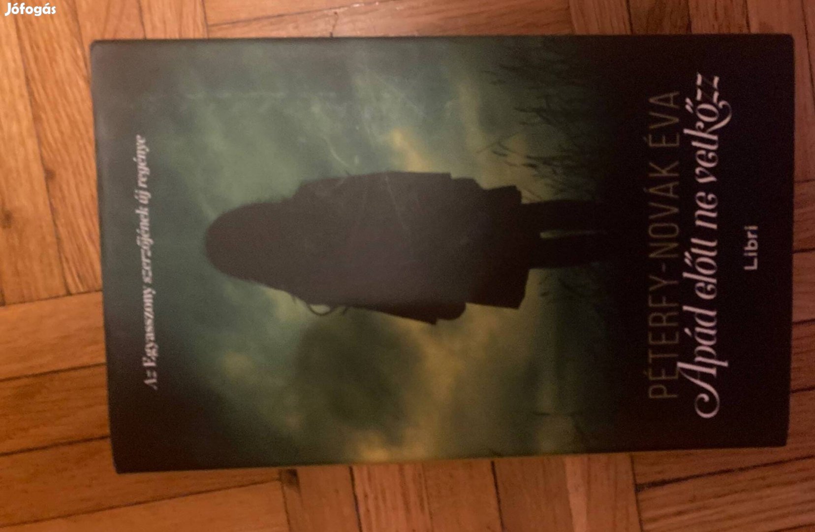 Péterffy Novák Éva apád előtt ne vetkőzz