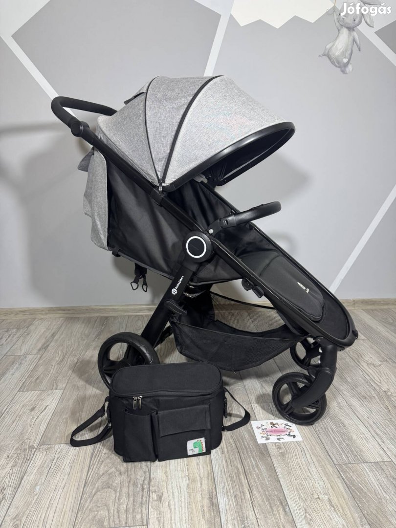 Petit&Mars Street unisex sportbabakocsi 