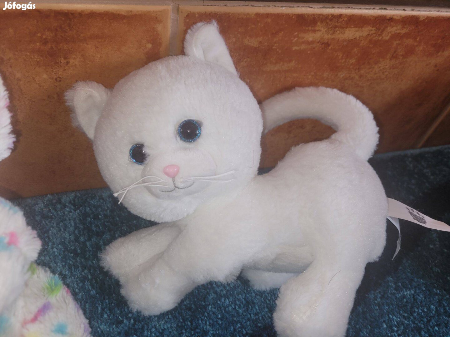 Pets fehér cica 30 cm