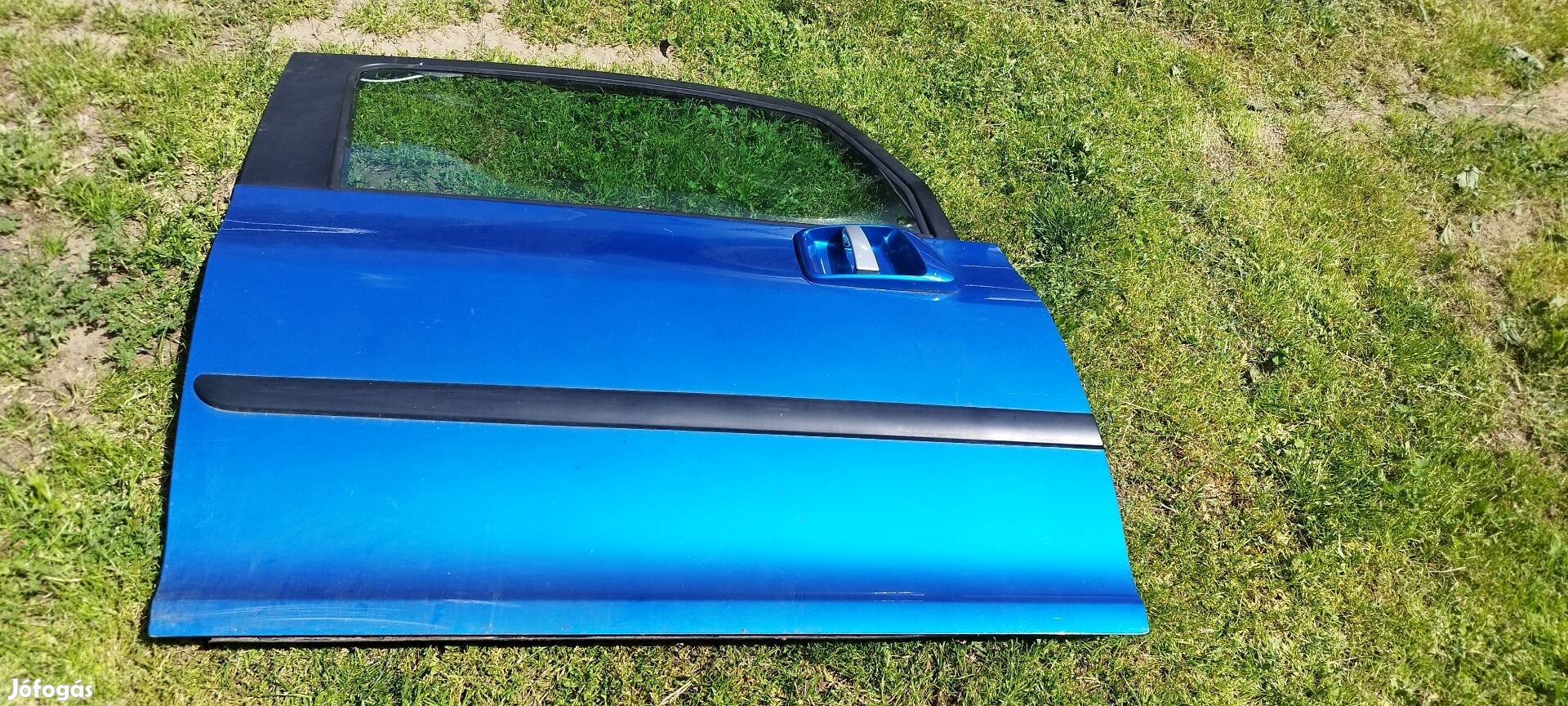 Peugeot 1007 jobboldali ajtó 