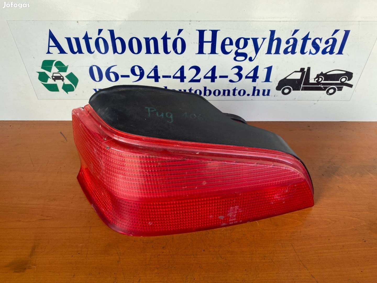 Peugeot 106 II 1.1i bal hátsó lámpa