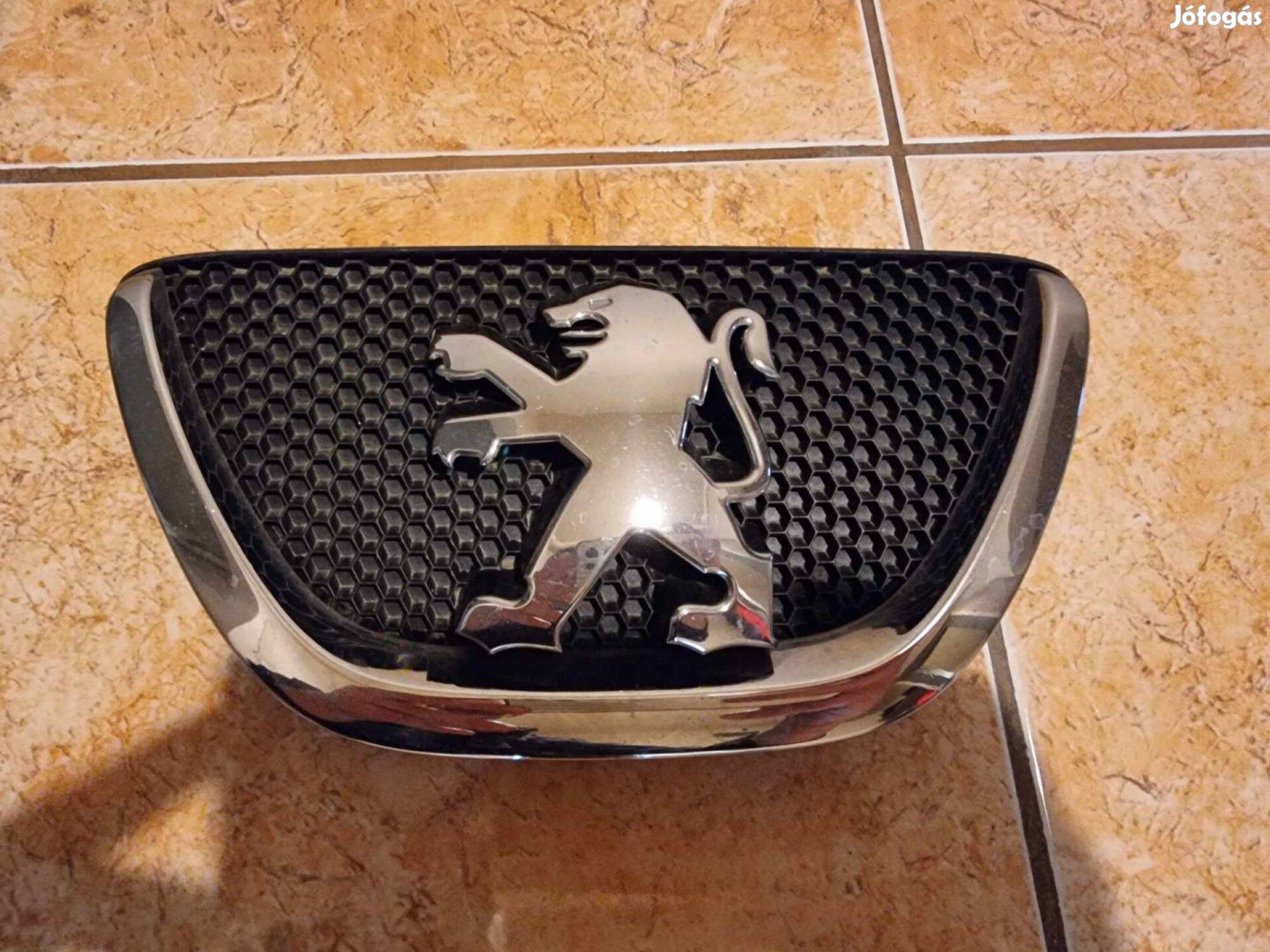 Peugeot 107 embléma