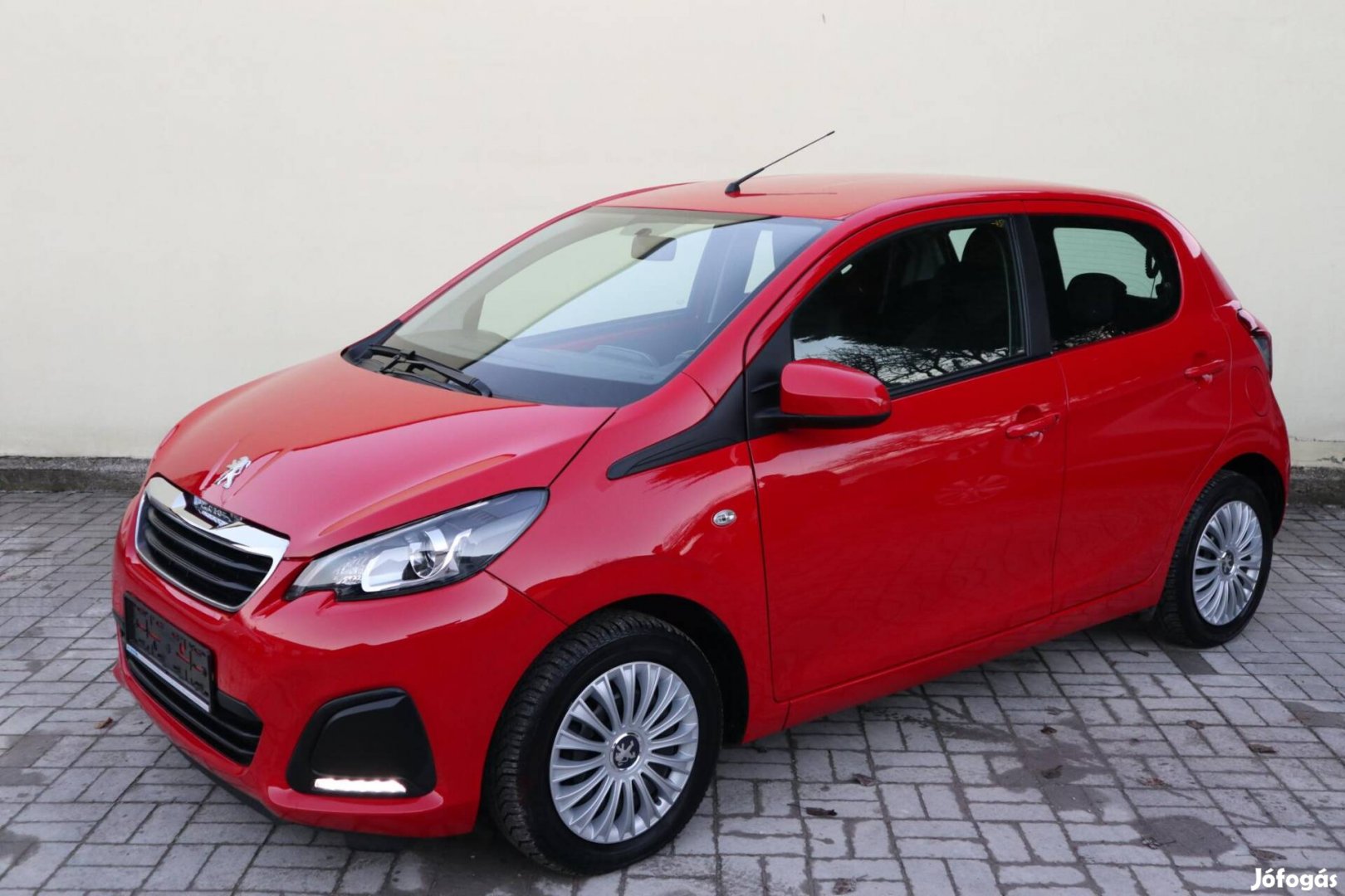 Peugeot 108 ...