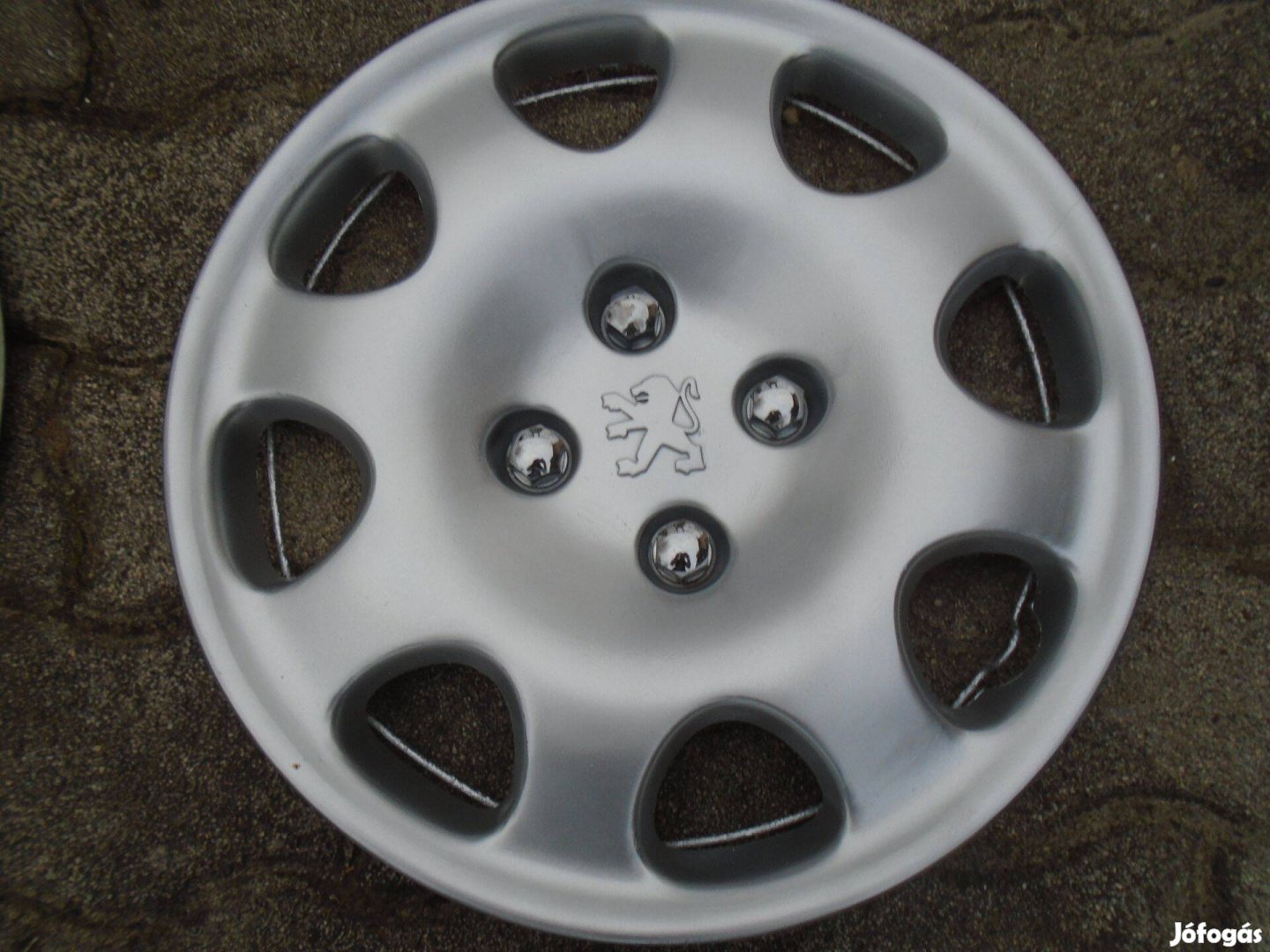 Peugeot 14" gyári dísztárcsa 1 db eladó