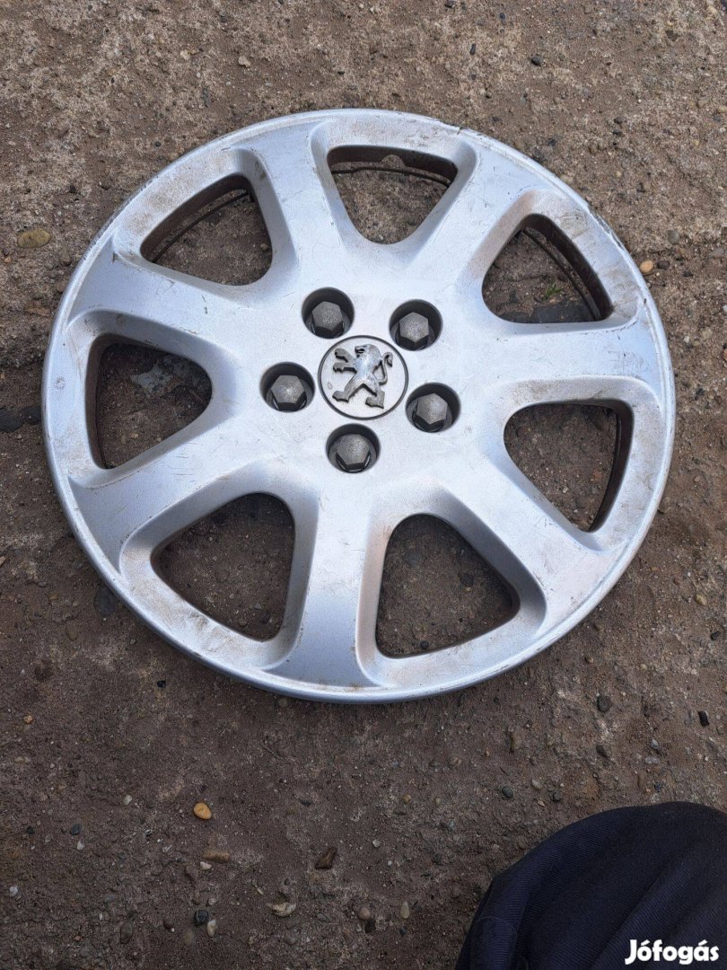 Peugeot 16-os dísztárcsa, Novae 16