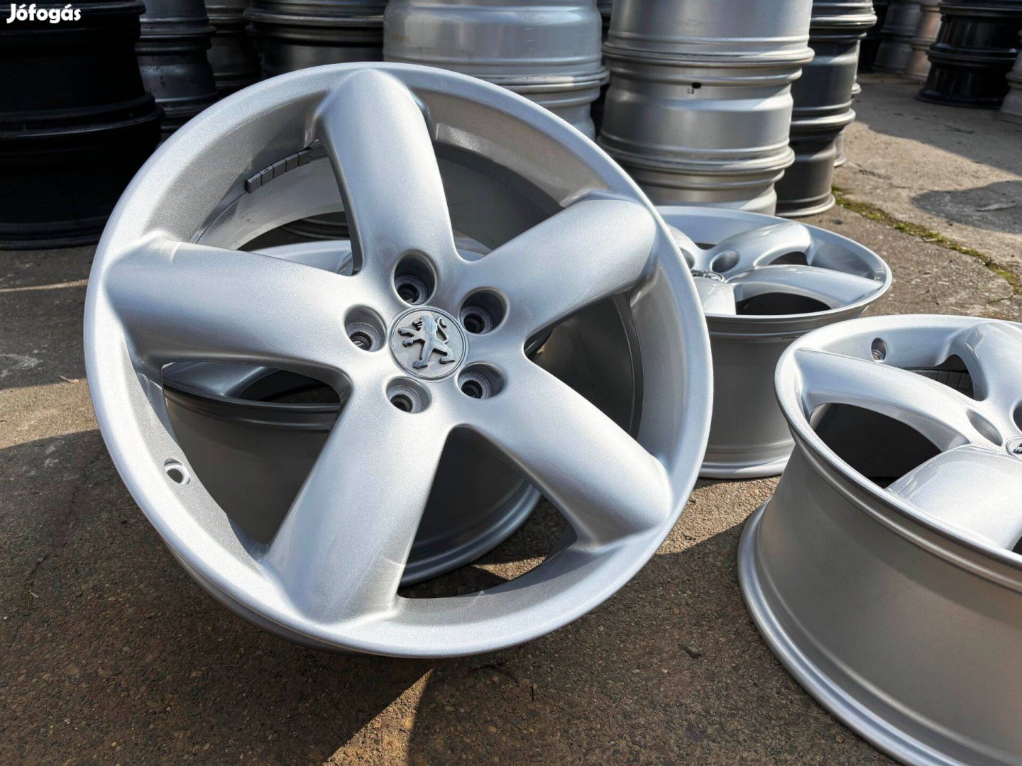 Peugeot 18" 5x108 gyári alufelni eladó 18 coll