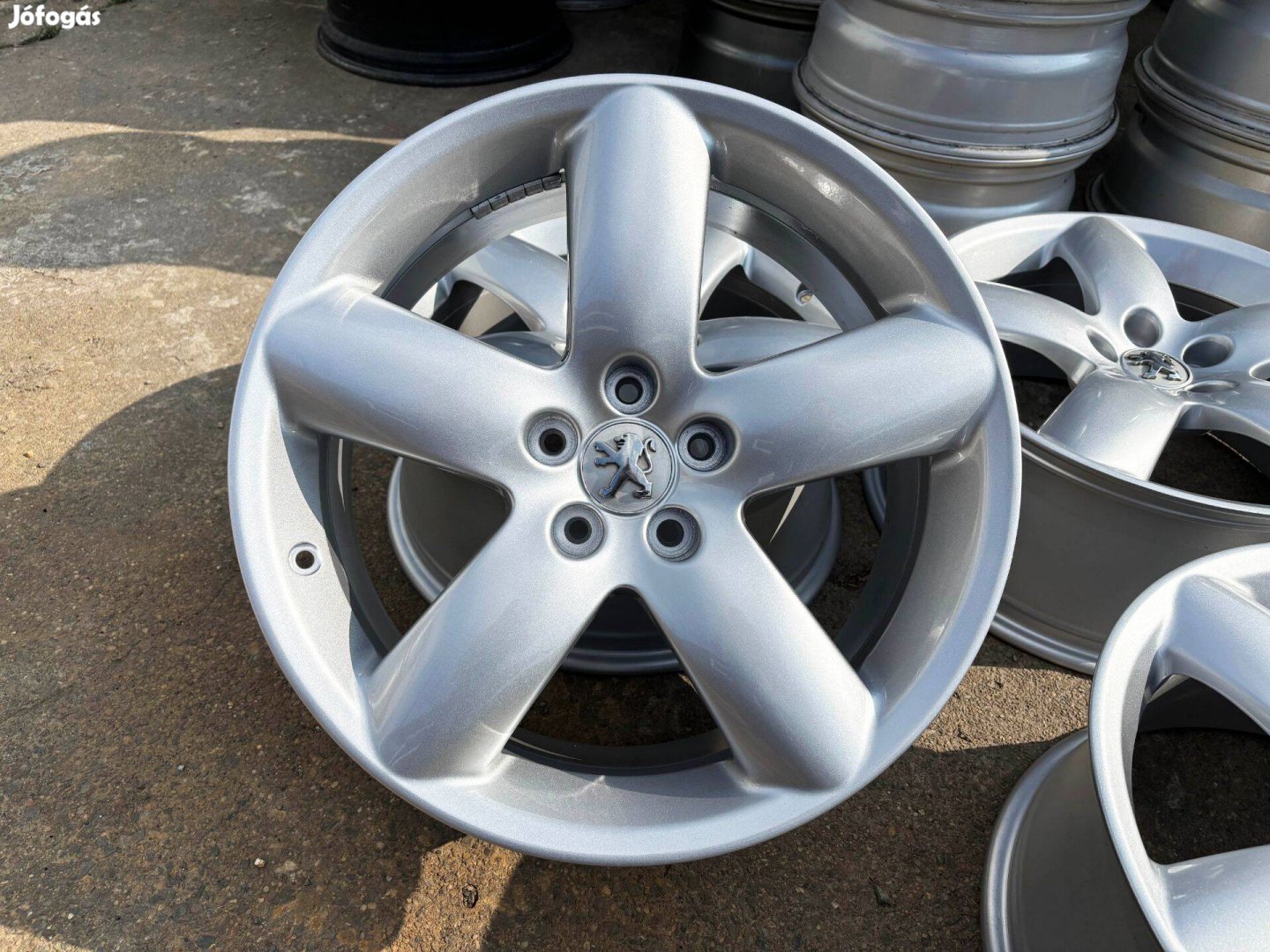 Peugeot 18" 5x108 gyári alufelni eladó 18 coll