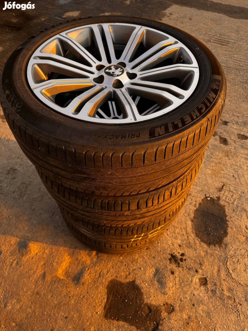 Peugeot 18" alufelni 225/50 R18 michelin gumikkal