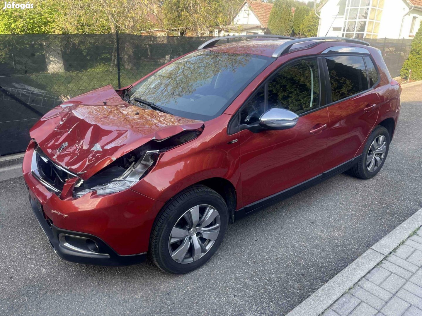 Peugeot 2008 1.2 Puretech Allure