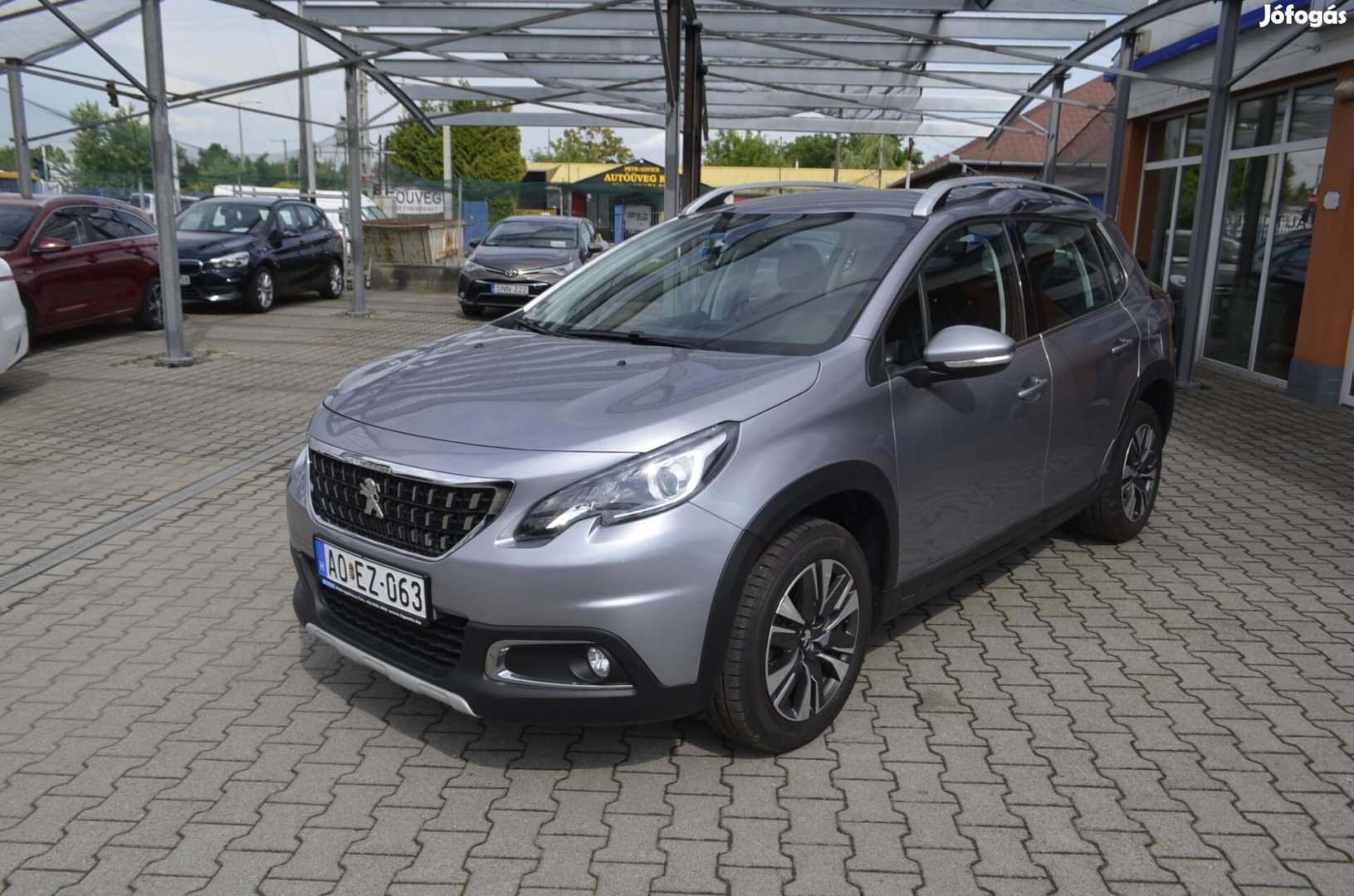 Peugeot 2008 1.2 Puretech Allure S&S EAT6 Autom...