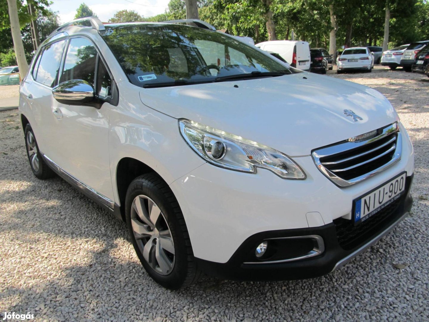 Peugeot 2008 1.2 Puretech Allure S&S Magyarországi