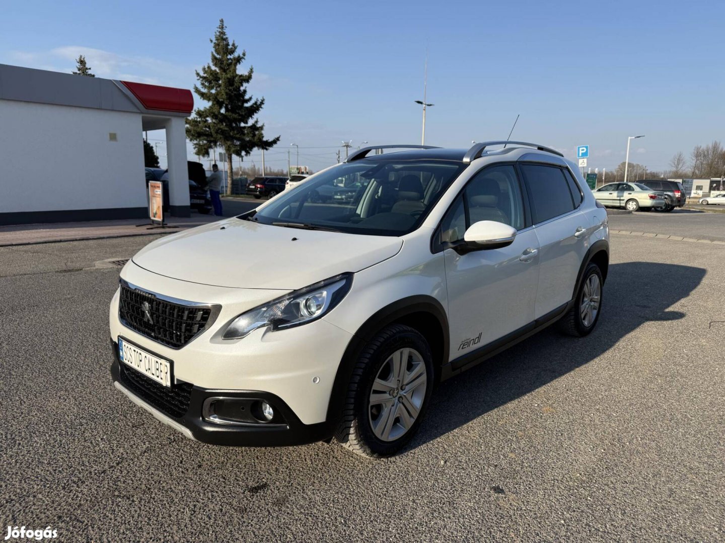 Peugeot 2008 1.6 Bluehdi Style panorámatető. fu