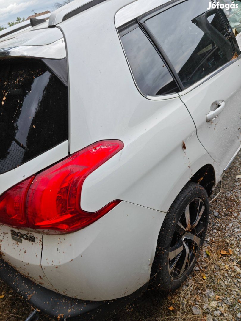 Peugeot 2008 2013/16 1.6 hdi teljes autó alkatrészekhez