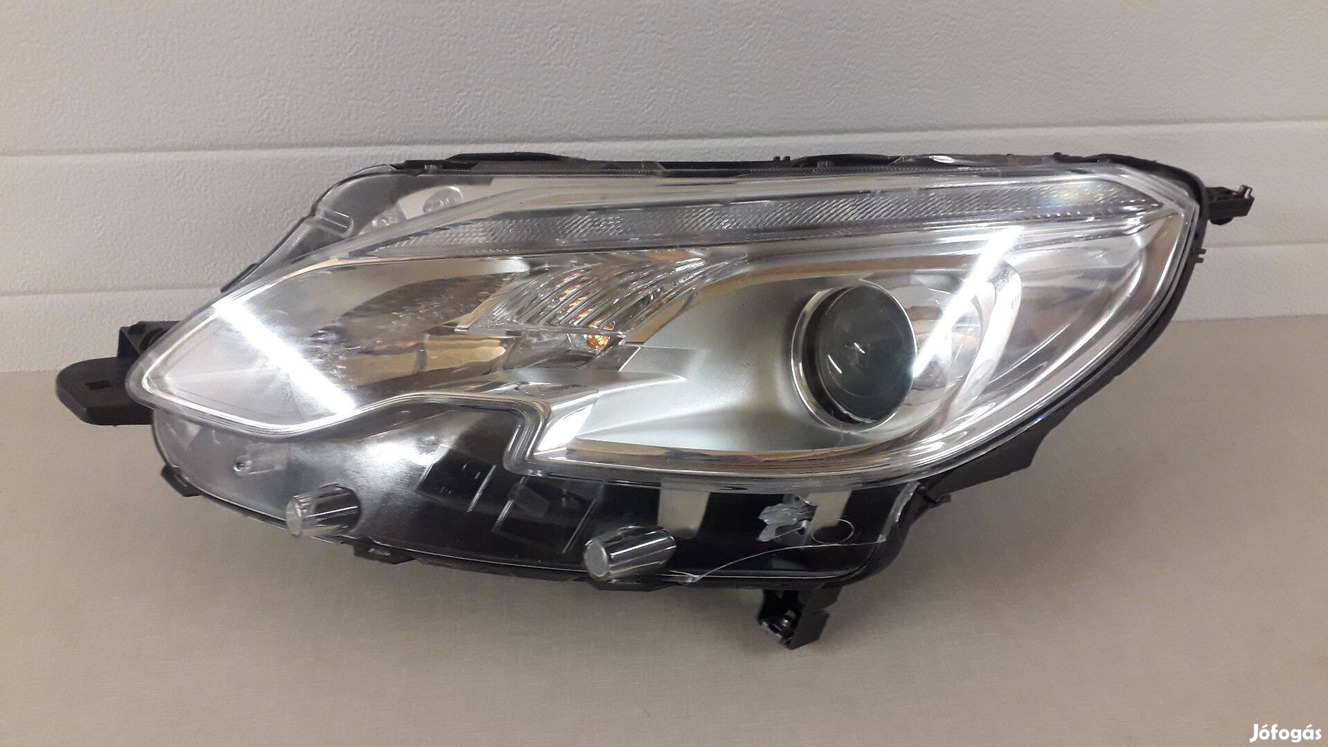 Peugeot 2008 bal első fényszóró 9677810180