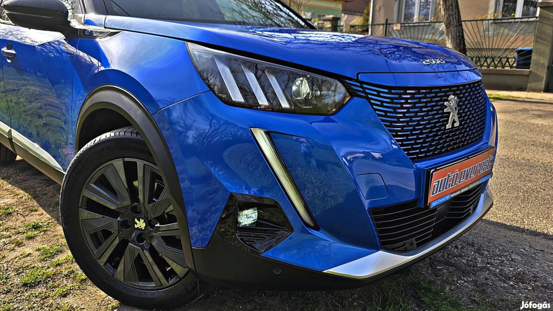 Peugeot 2008 e2008 50kWh GT Nyitható Üvegtető!...
