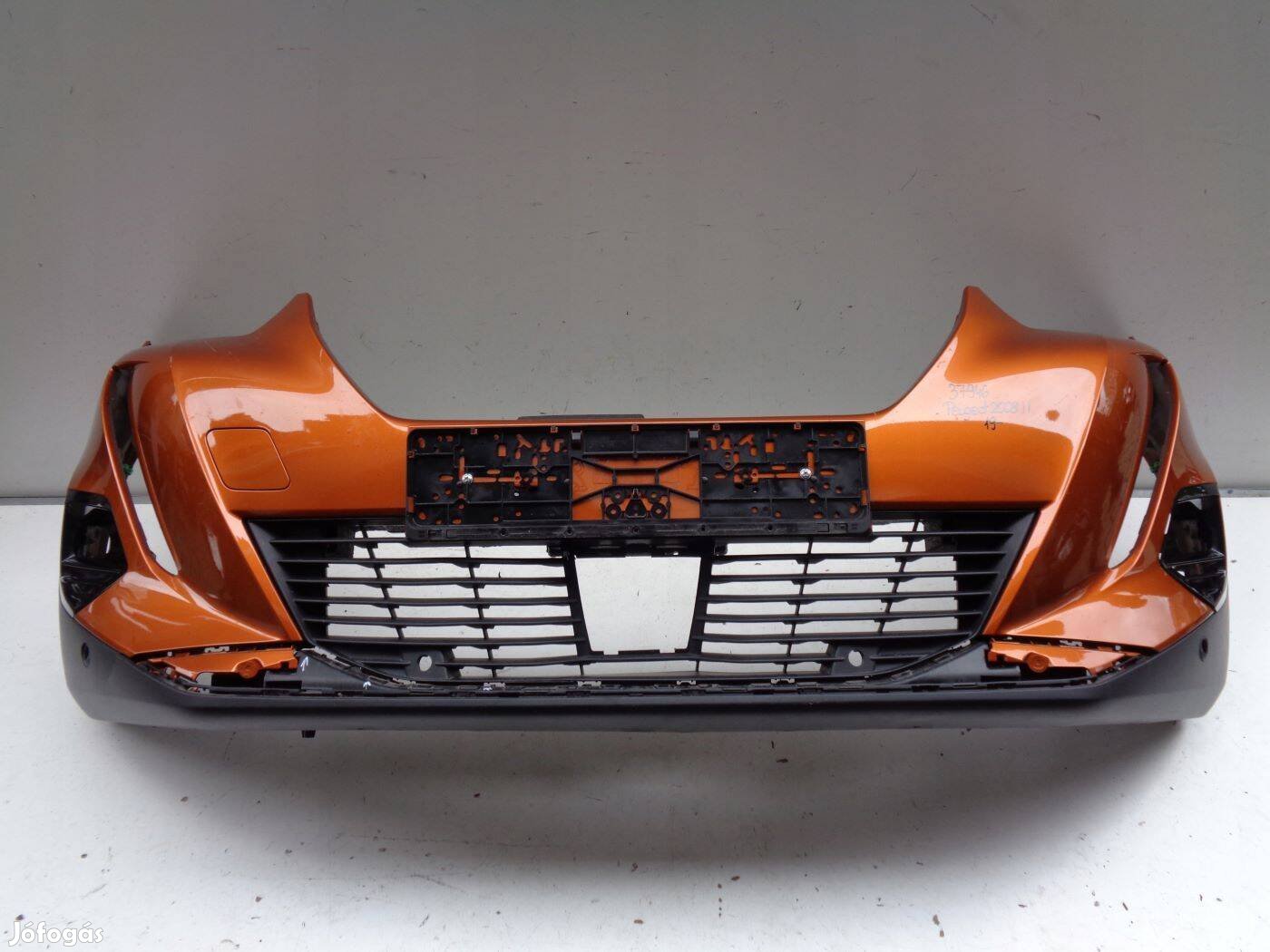 Peugeot 2008 első lökhárító 2021-