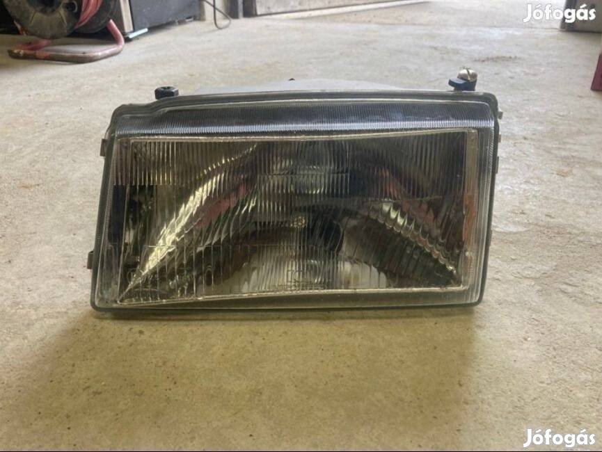 Peugeot 205 fényszóró. Új