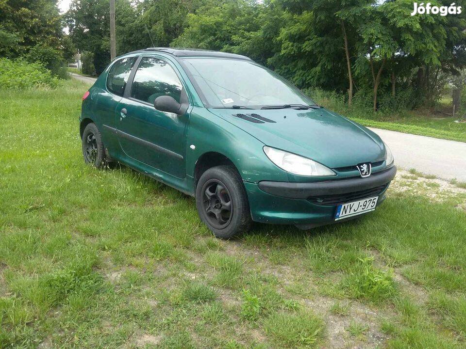 Peugeot 206 1124 cm benzines 1999 évjáratú bontott alkatrészek