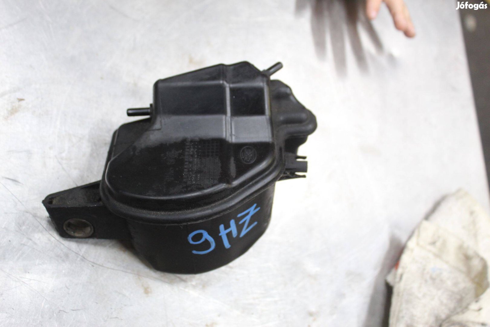 Peugeot 206 1.6 HDI 9HZ 2002-vákumtartály