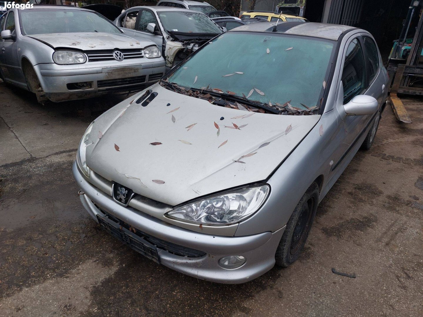 Peugeot 206 2.0 hdi alkatrészei