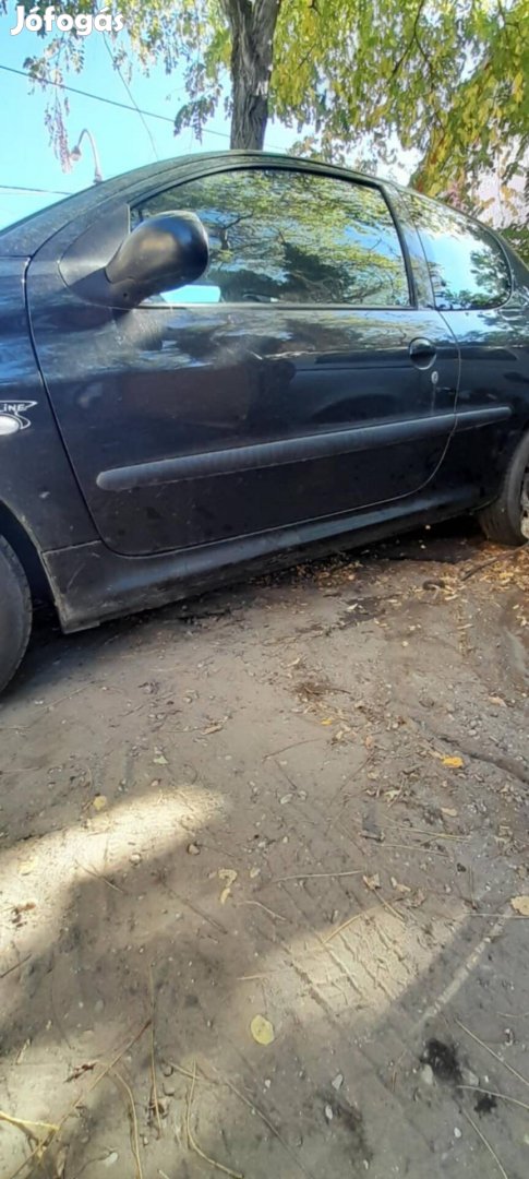 Peugeot 206 3 ajtós ajtó 