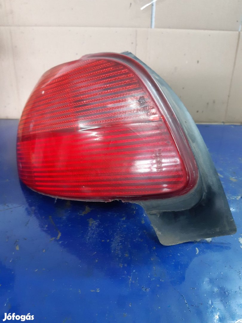 Peugeot 206 Bal Hátsó Lámpa