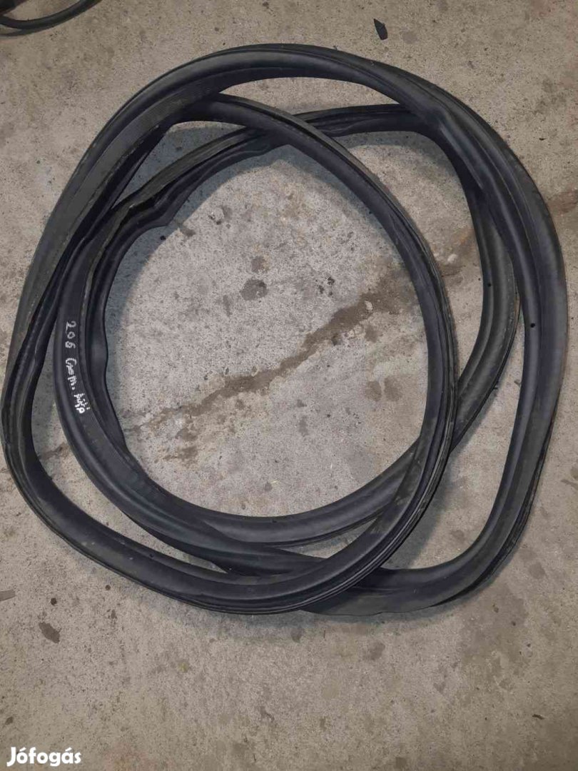 Peugeot 206 Csomagtérajtó Gumikéder