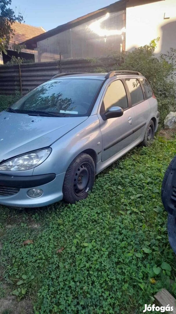 Peugeot 206 Diesel 1.9 HDI alkatrészek eladók