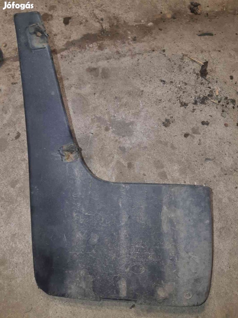 Peugeot 206 Jobb Hátsó Sárfogó Gumi