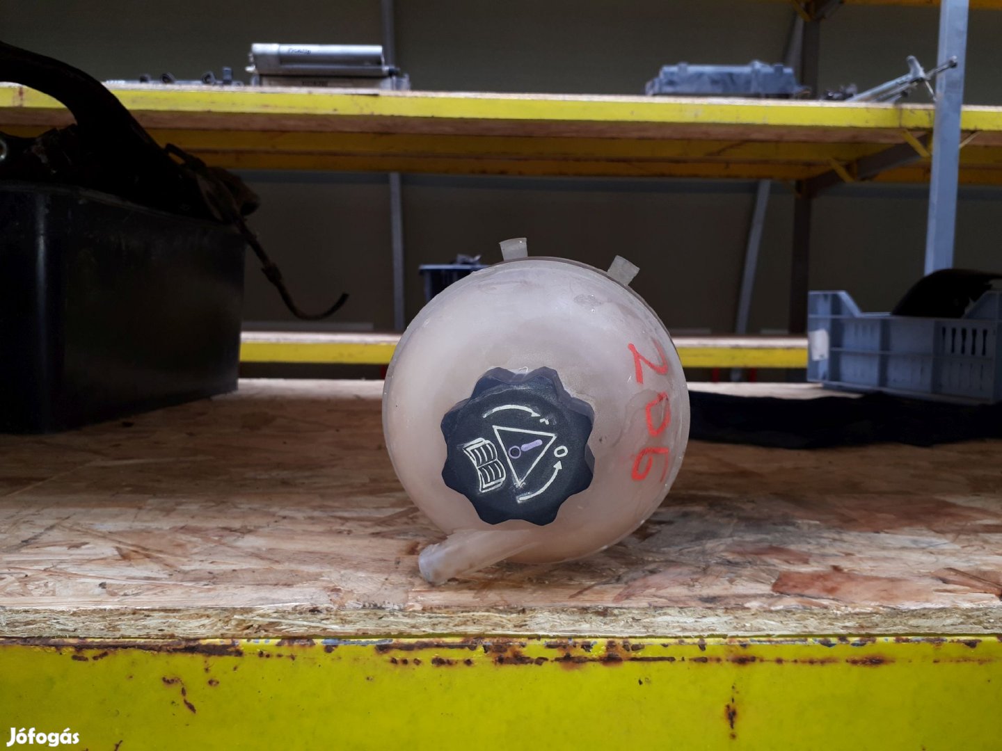 Peugeot 206 Kiegyenlítő Tartály