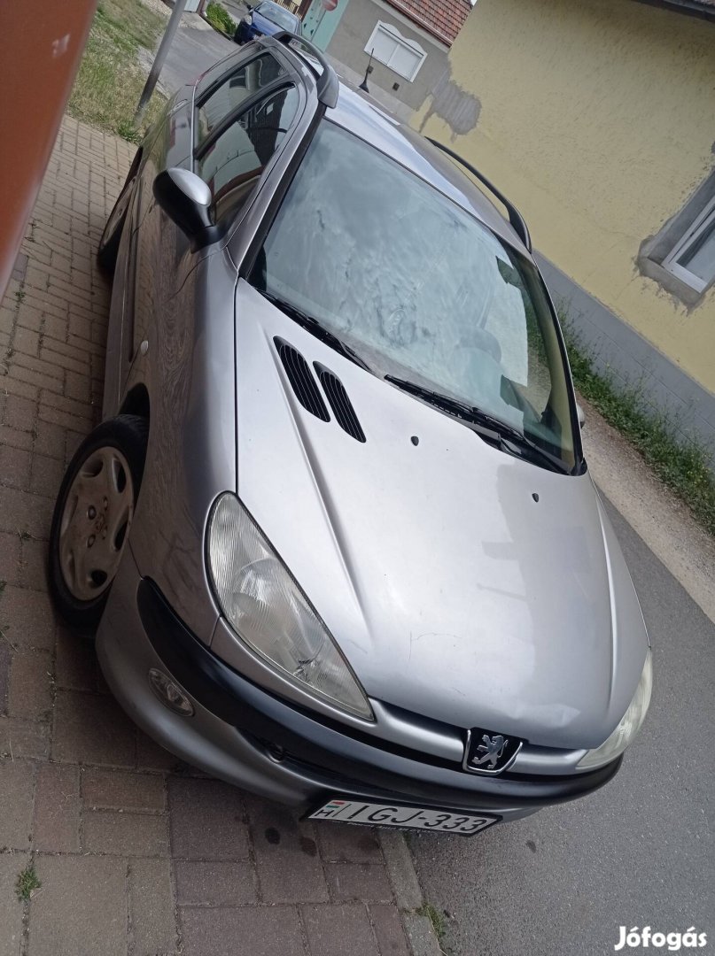 Peugeot 206 SW 1,1 Benzin Kombi 