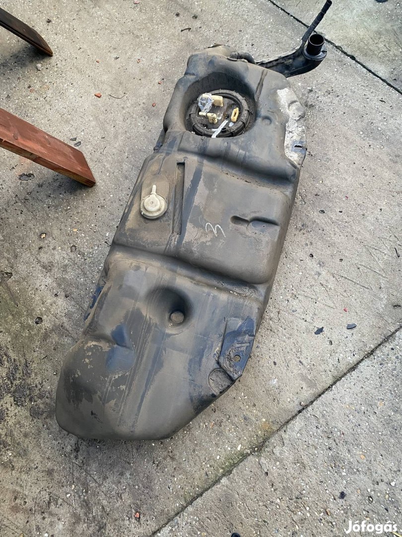 Peugeot 206 Tank