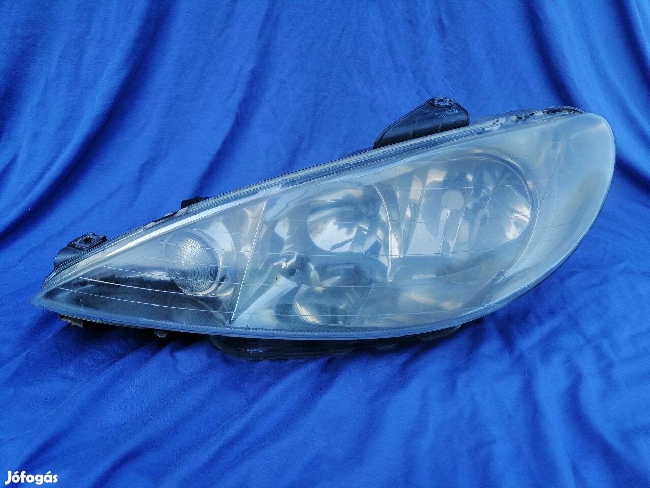 Peugeot 206 bal (9628666880)/ jobb (9628666780) első fényszóró