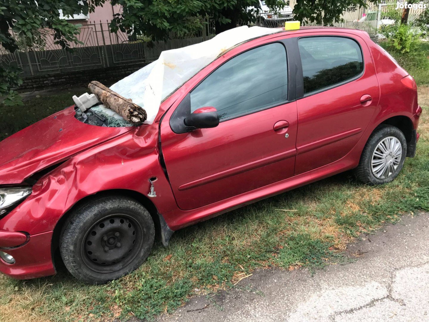 Peugeot 206 bontásra