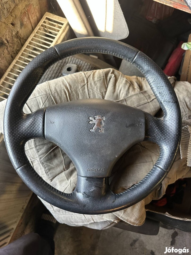 Peugeot 206 bőr kormány eladó . 