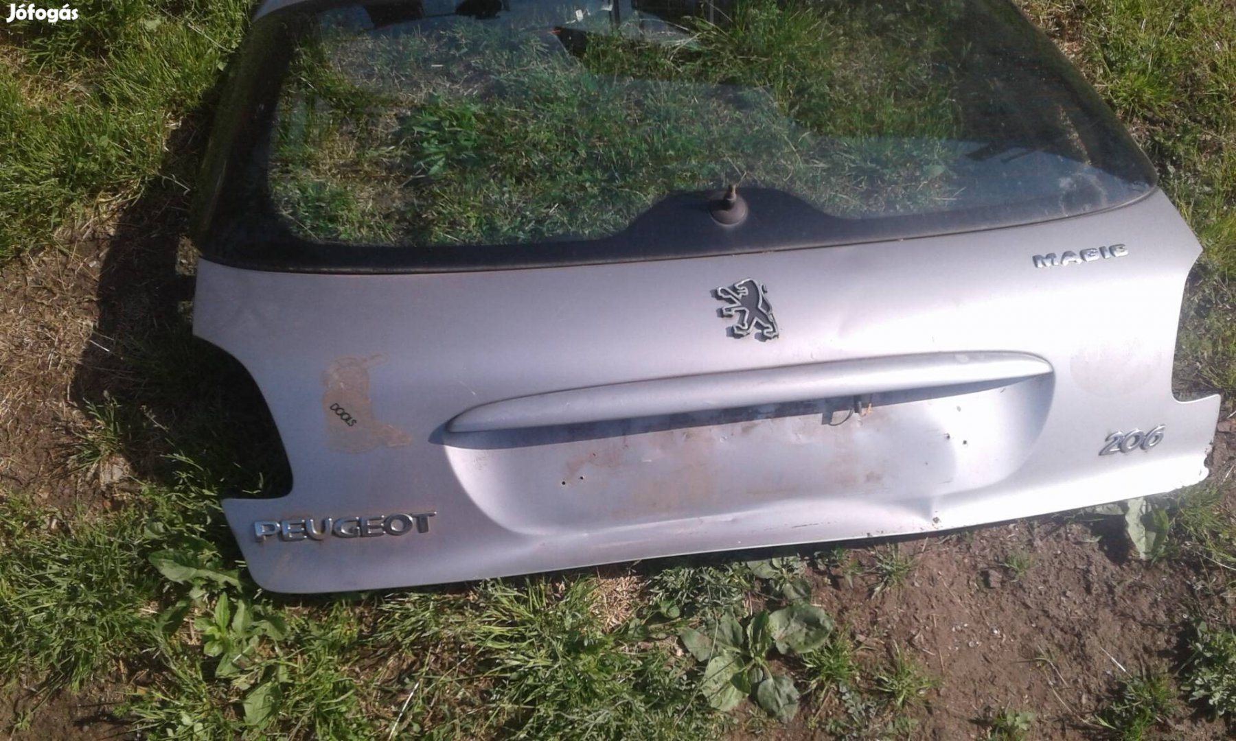 Peugeot 206 csomagtérajtó