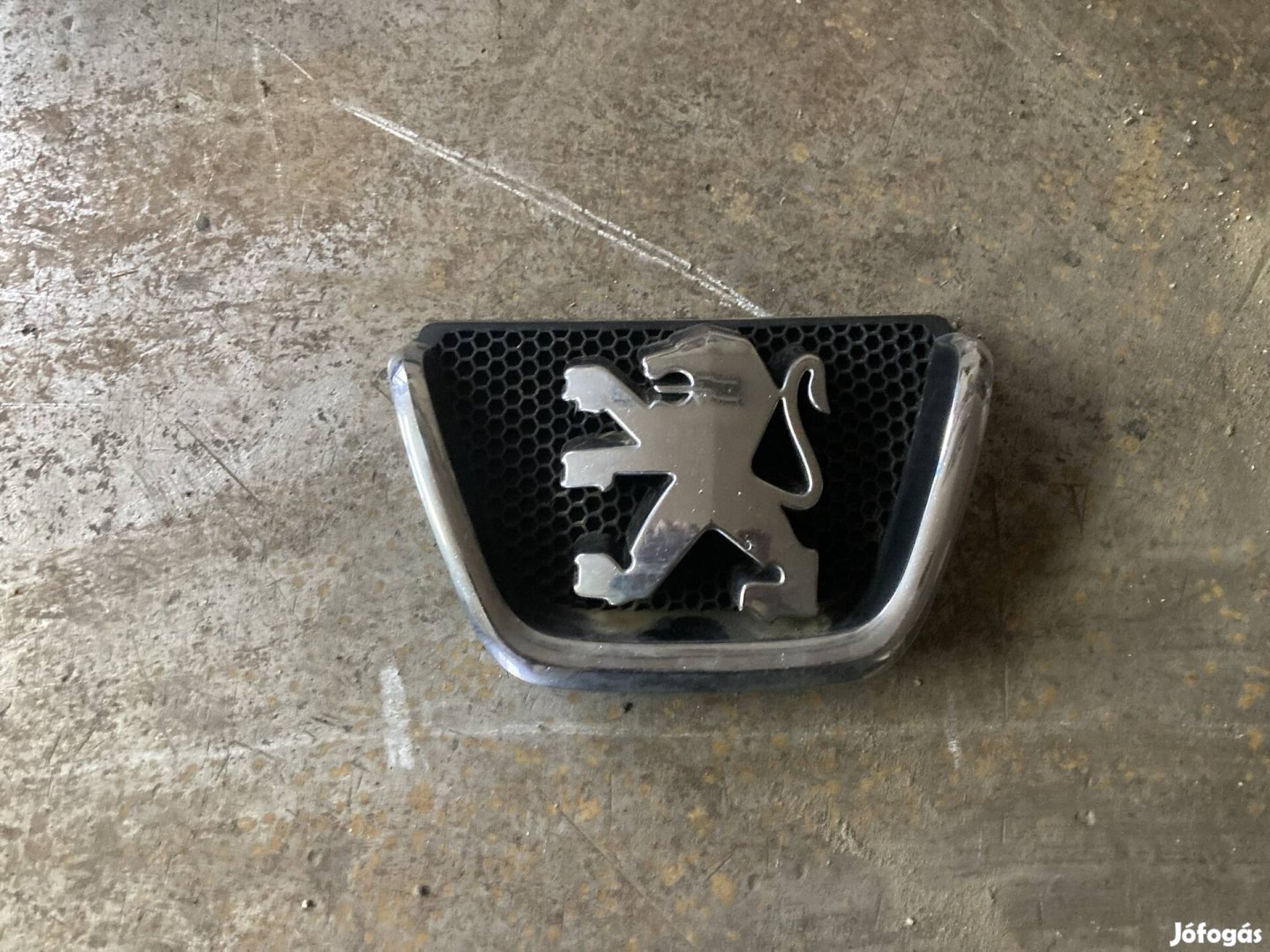 Peugeot 206 embléma, márkajelzés