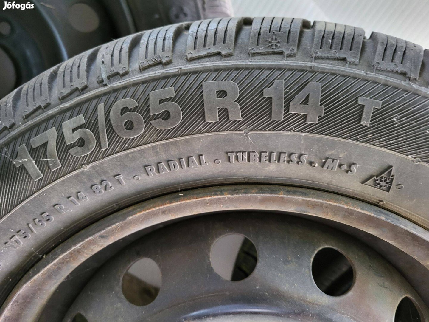 Peugeot 206 kerekek téli gumival