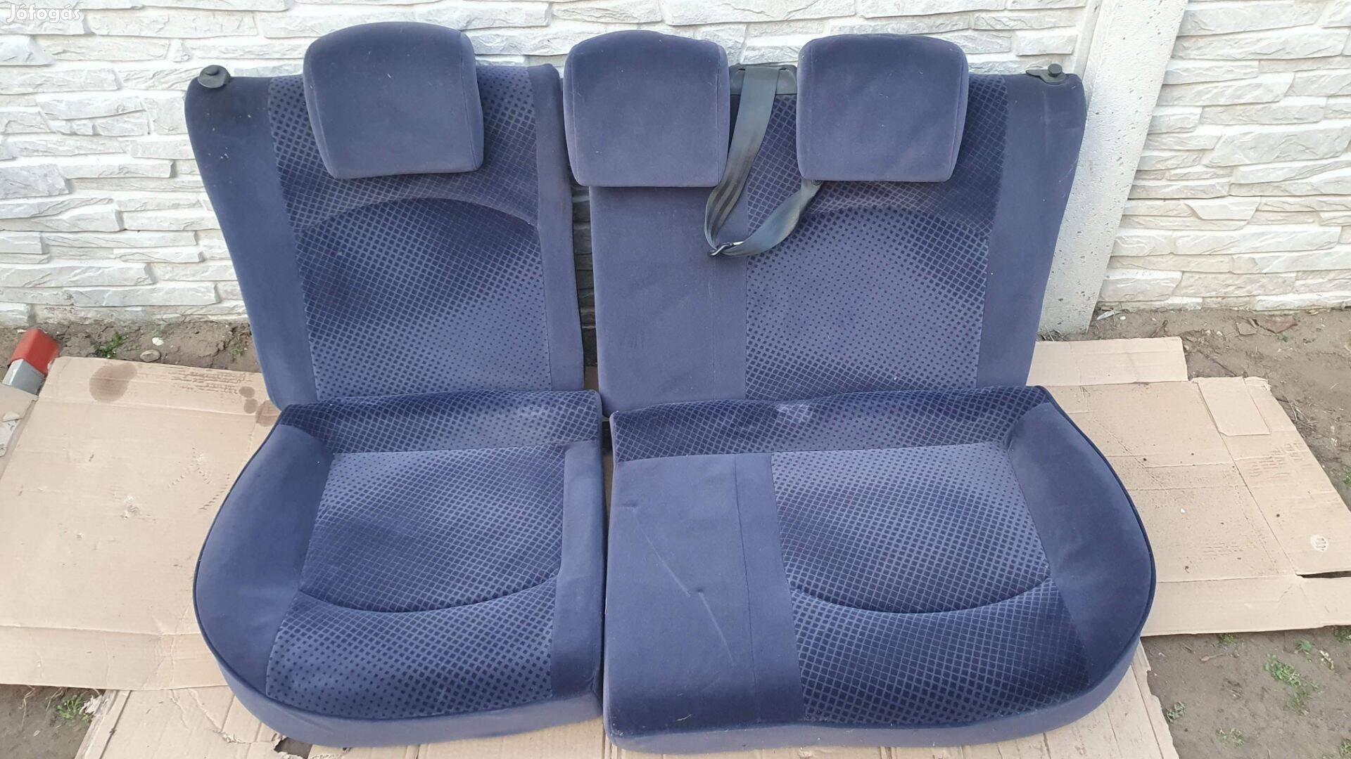 Peugeot 206 ülések jó állapotban ingyen elvihetőek