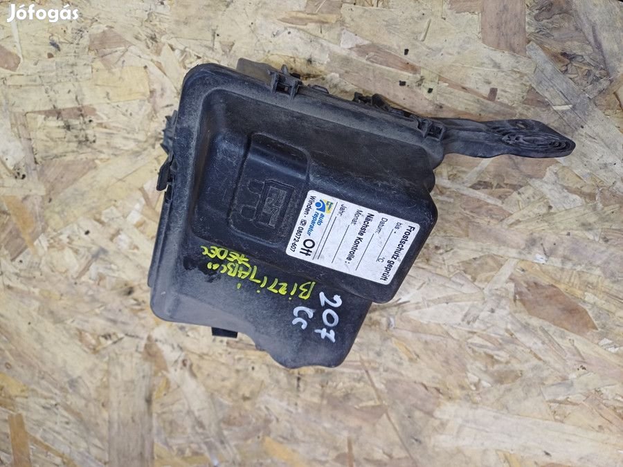 Peugeot 207CC 2007-2013 1.6 16v Benzines Biztosíték Tábla