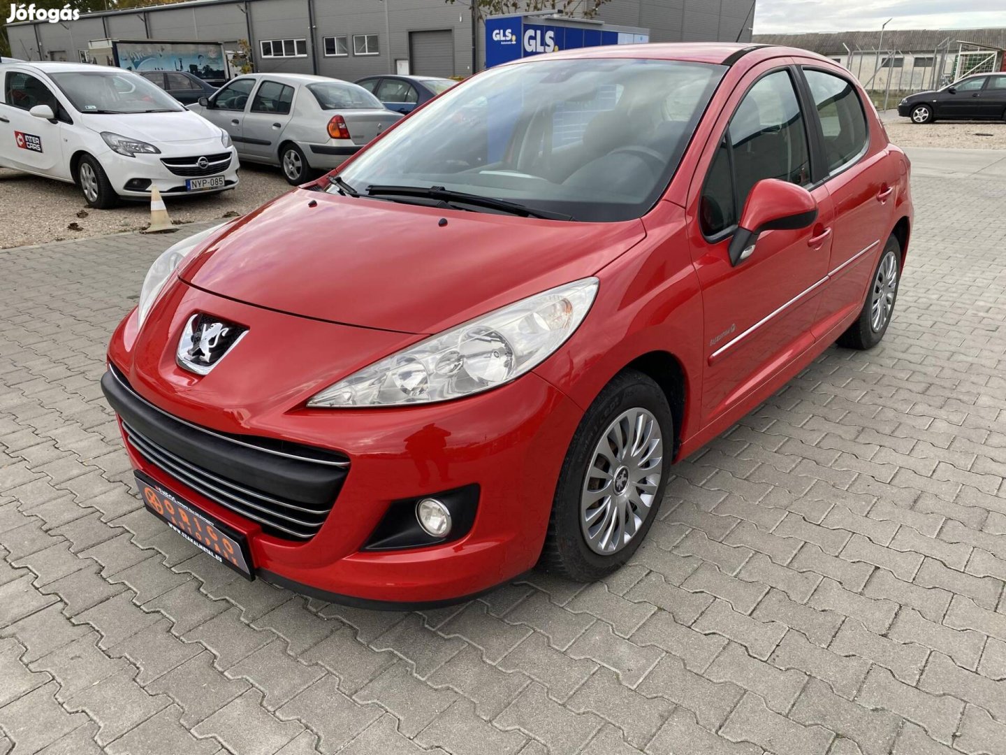 Peugeot 207 1.4 16V Trendy Gondosan Karbantarto...